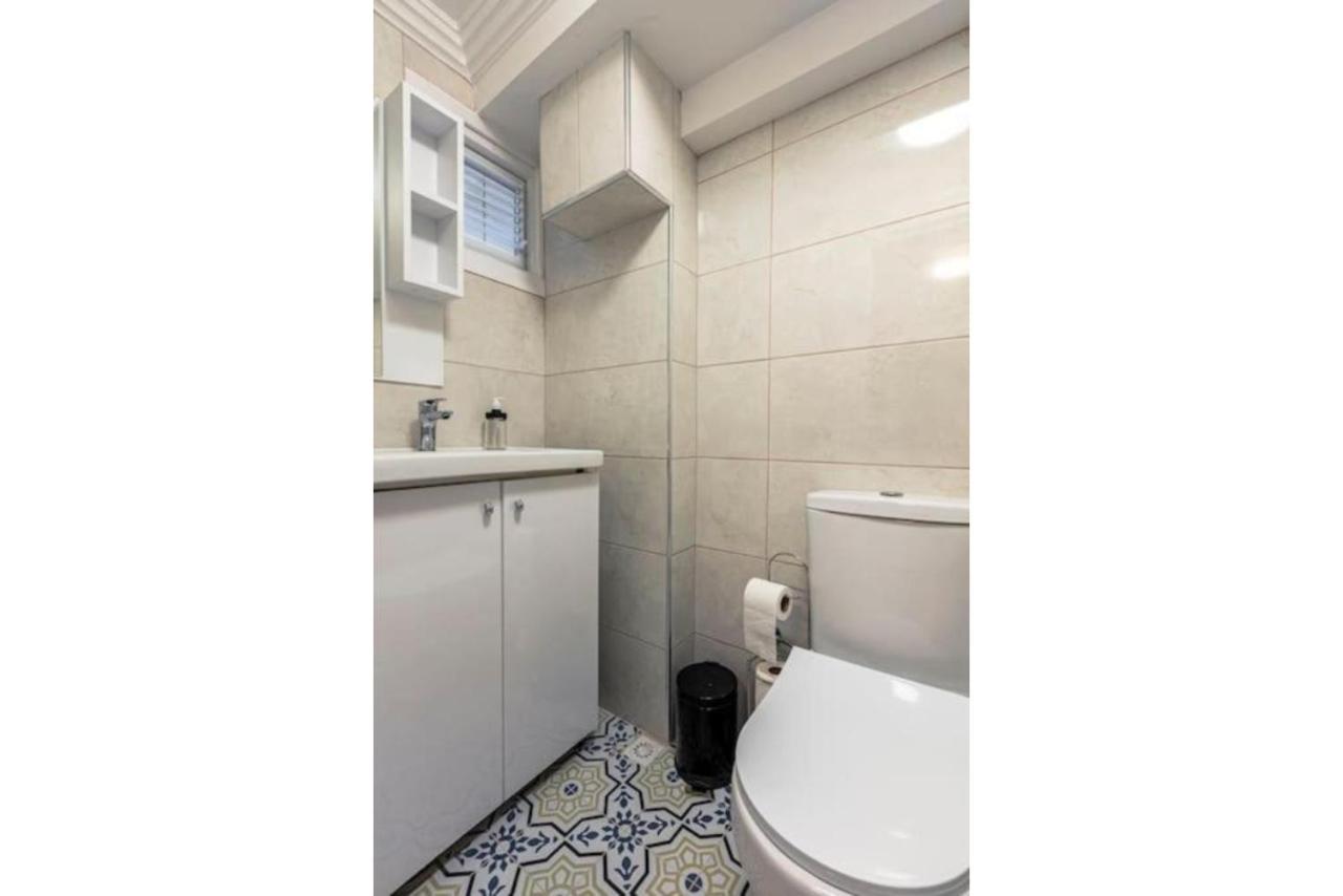 Historical 4-Br Home Steps From Besiktas Stadium & Bosphorus Views - Prime Nisantasi Location! Istanbul Exterior photo