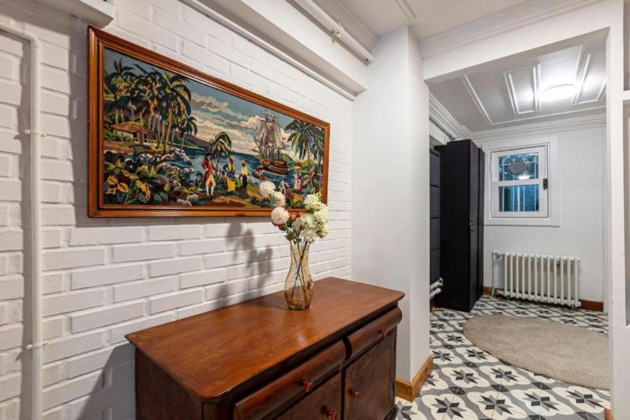 Historical 4-Br Home Steps From Besiktas Stadium & Bosphorus Views - Prime Nisantasi Location! Istanbul Exterior photo